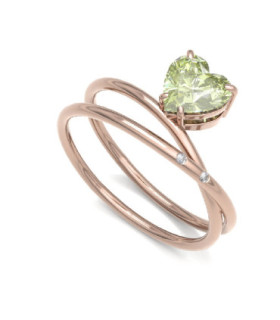 Rose gold ring with Peridot and Diamonds