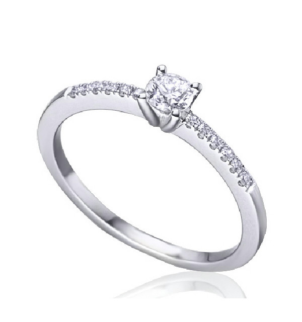 Anillo oro blanco y Diamante