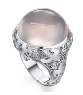 White gold ring with Diamonds and Rose quartz
