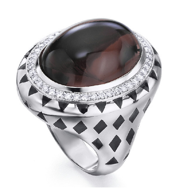 Anillo oro blanco , Cuairzo ahumado, esmalte y  Diamantes