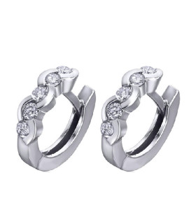 White gold earrings with Diamonds