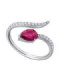 White gold ring with Ruby and Diamonds