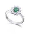 Anillo oro blanco  con diamantes y esmeralda