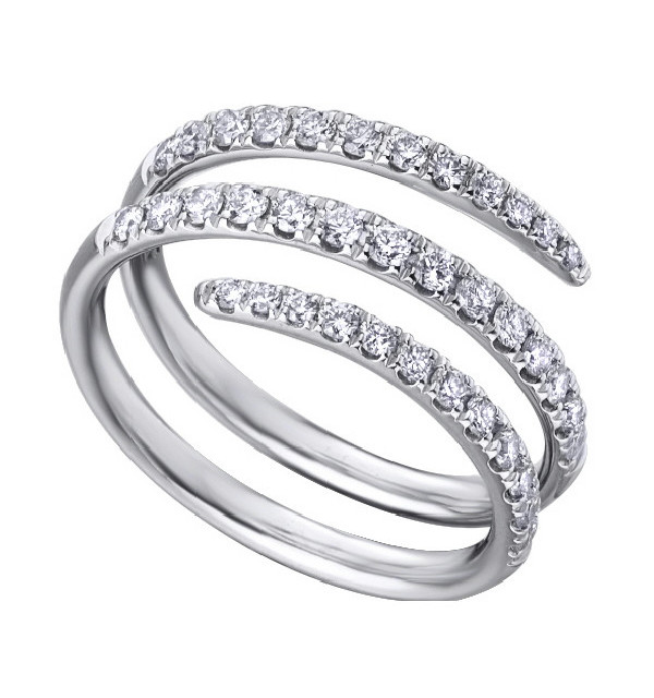 White gold ring with Diamonds