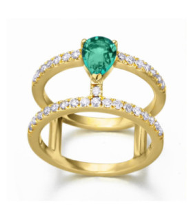 Anillo de oro amarillo  con Esmeralda y  Diamantes