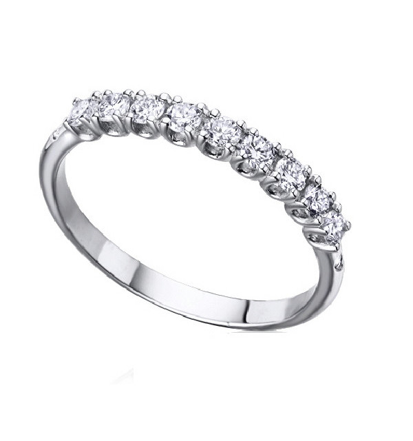 White gold ring with Diamonds