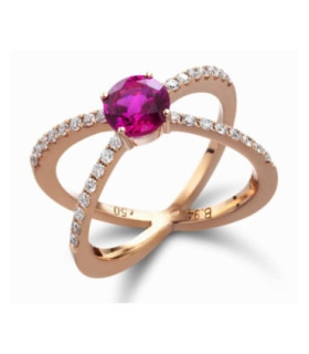 Rose gold ring with Ruby and Diamonds