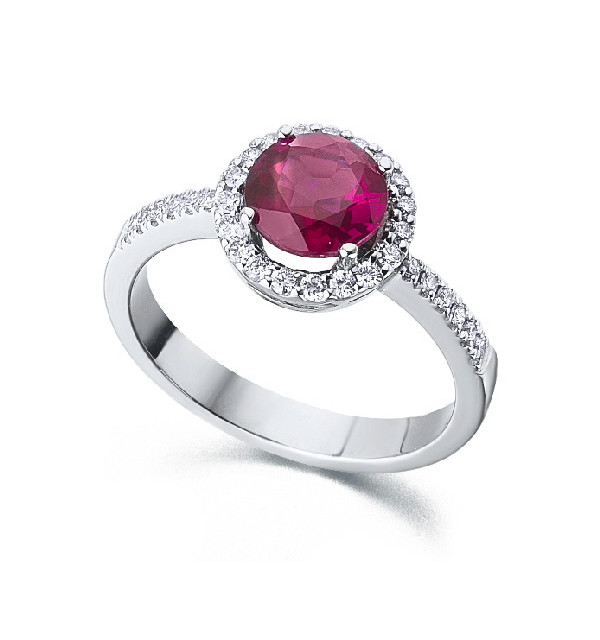 Anillo de  oro blanco con Rubí y  Diamantes