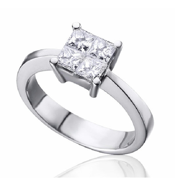 White gold ring with Diamonds