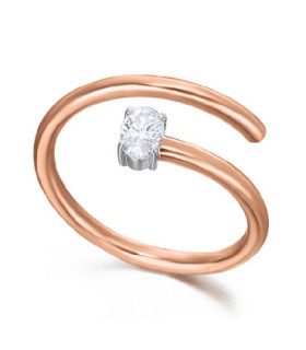 White and rose gold ring with a Diamond