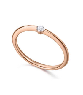 Rose gold ring with a Diamond