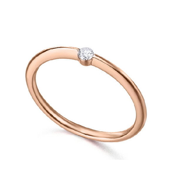Rose gold ring with a Diamond