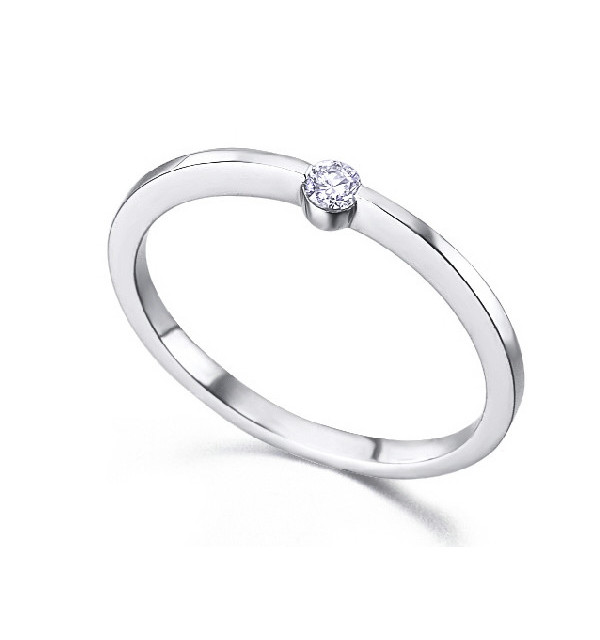 White gold ring with a Diamond