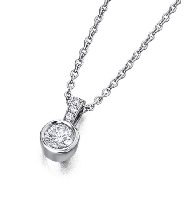 White  gold pendant with  Diamonds