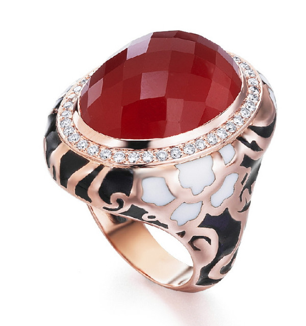 Rose gold ring with enamel, Cornelian and Diamonds