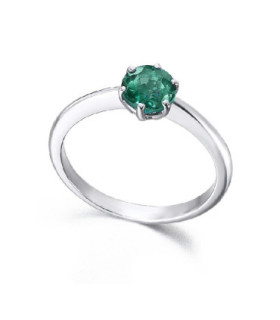 Anillo oro blanco y  Esmeralda.