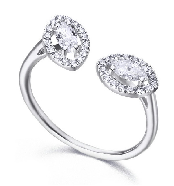 White gold ring with marquise-cut Diamonds