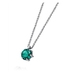 White gold pendant with Emerald