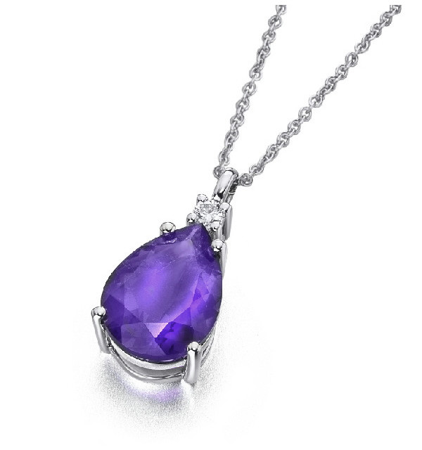 Colgante  de oro blanco  con Amatista y Diamante