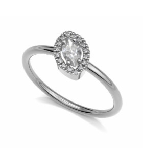 White gold ring with Diamond