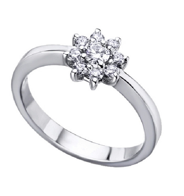 White gold ring with Diamonds