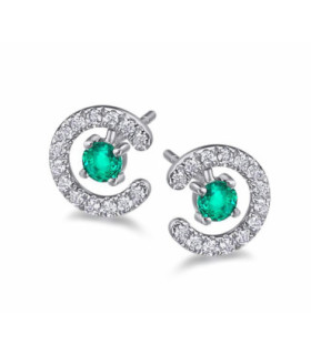 Diamond halo earrings in white gold with Emerald