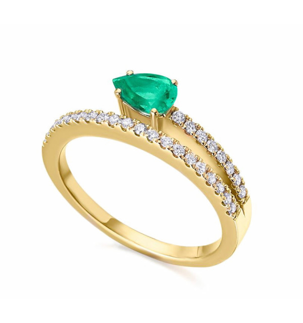 Anillo de  oro amarillo con Esmeralda y  Diamante