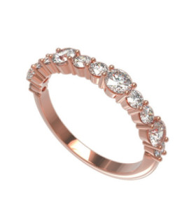 Rose gold ring with Diamonds