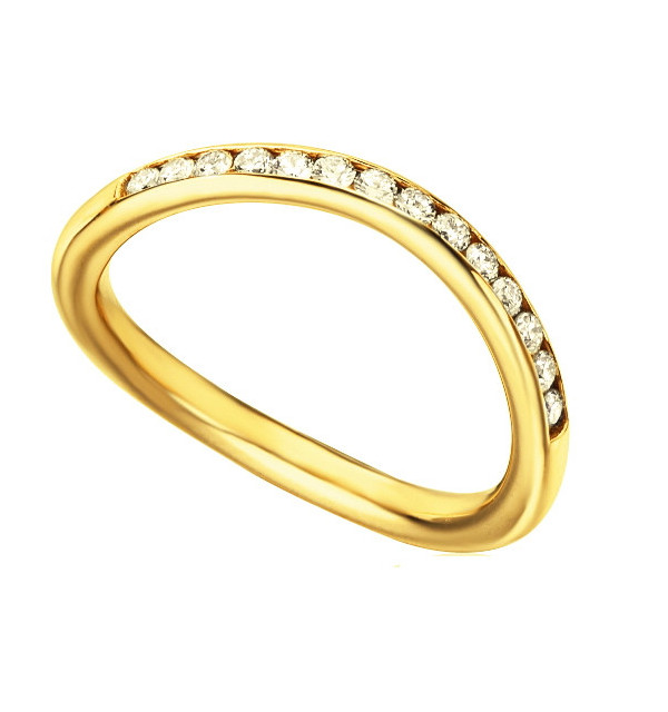 Anillo oro amarillo  y diamantes