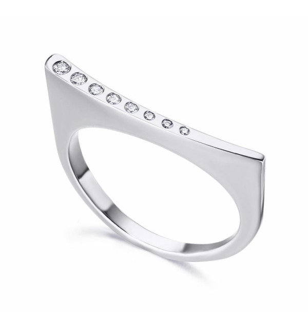 Anillo oro blanco y Diamantes