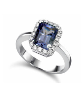 Anillo oro blanco con Zafiro y Diamantes.
